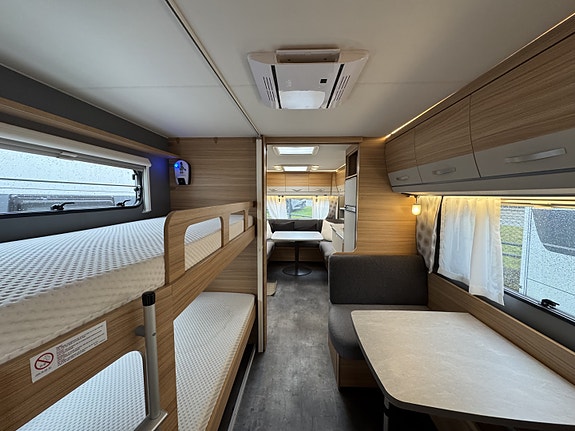 Dethleffs 730 FKR / CAMPER / ALDE / SITTEGRUPPE / KØYESENGER / D.SENG / AIRCONDITION 12 of 17
