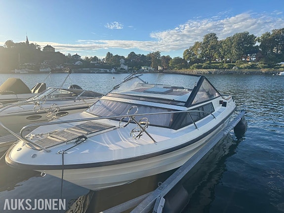 Draco 24 Styling båt med rep objekt Mercruiser 200 hk motor - ingen minstepris 2 of 18