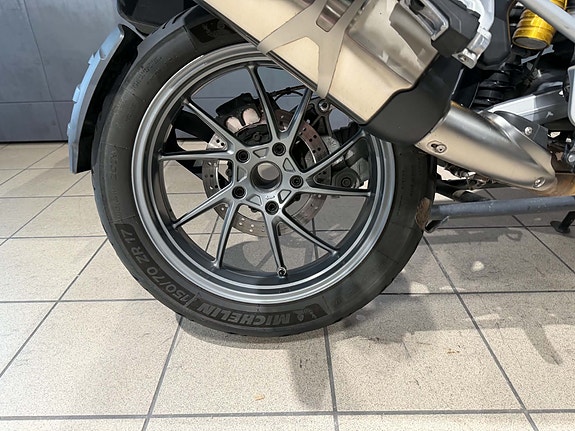 BMW R 1200 GS 11 of 14