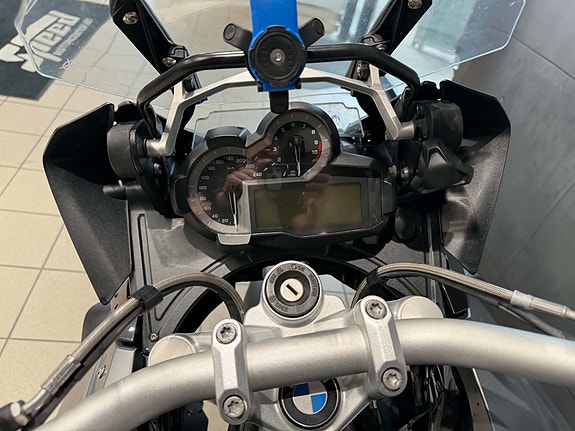 BMW R 1200 GS 7 of 14