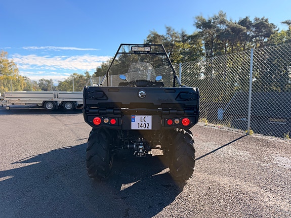 Can-Am Outlander 6X6 XU+ 650 5 of 7