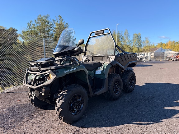 Can-Am Outlander 6X6 XU+ 650 3 of 7