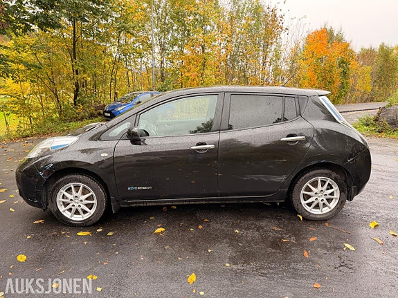 Nissan Leaf 9 of 30