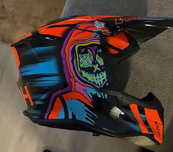 KTM 690 SMC R 5 of 8