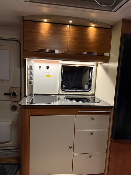 Adria Adora 563PT 28 of 29