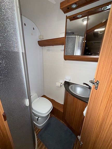 Adria Adora 563PT 17 of 29