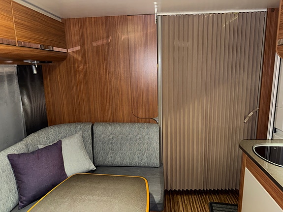 Adria Adora 563PT 23 of 29