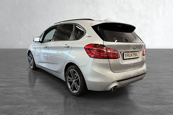 BMW 225xe 4 of 16