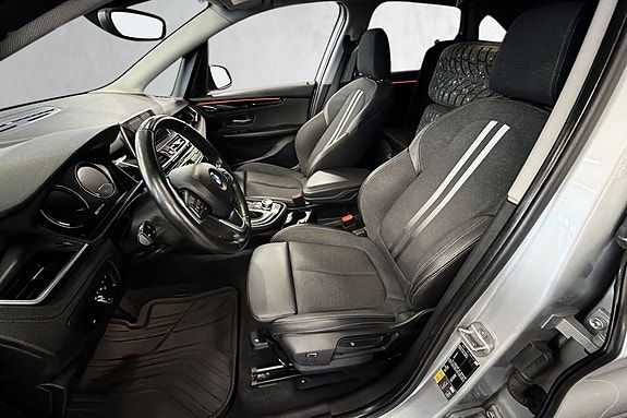BMW 225xe 7 of 16