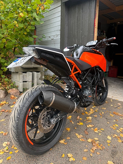 KTM 125 Duke 5 of 6