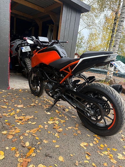 KTM 125 Duke 4 of 6