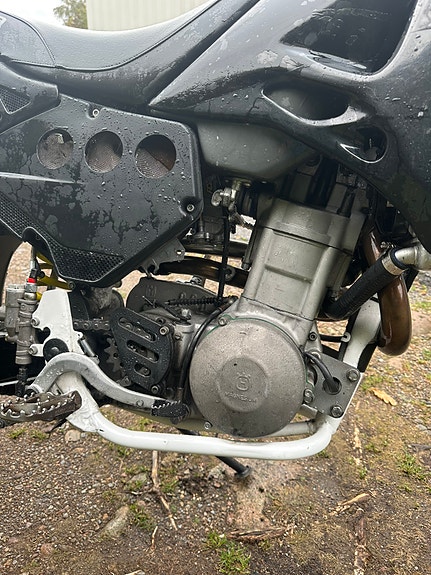 Husqvarna TE 610 2 of 30