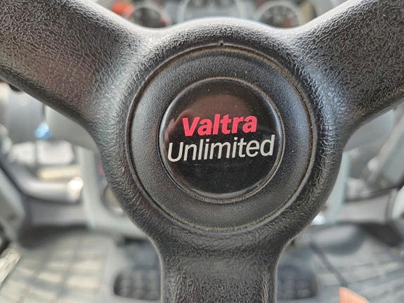 Valtra 254 Versu 22 of 22