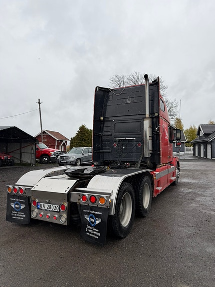 Volvo Coca-Cola show truck 5 of 19