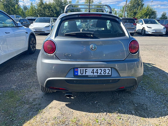 Alfa Romeo MiTo 8 of 10