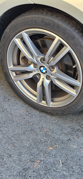 BMW 225xe 6 of 18