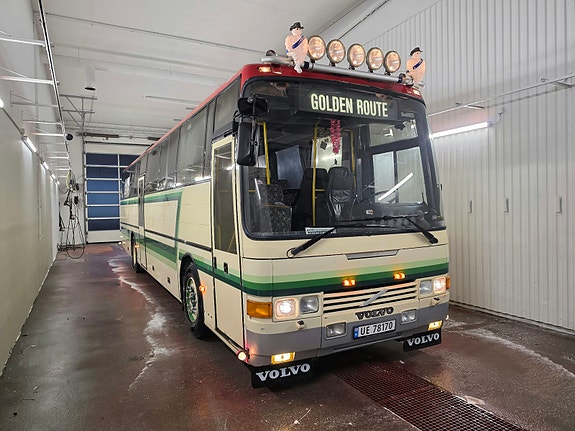Volvo B10M 2 of 21