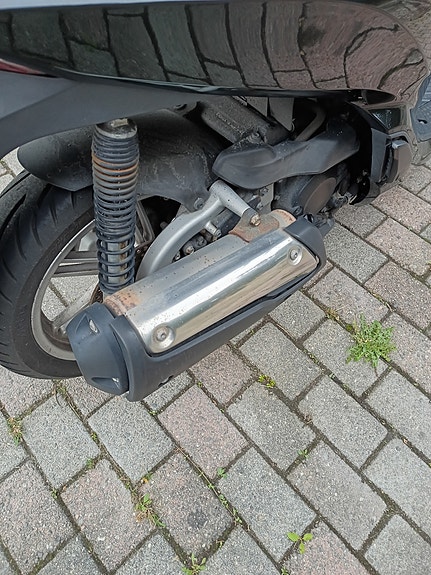 Honda SH 300i 15 of 16
