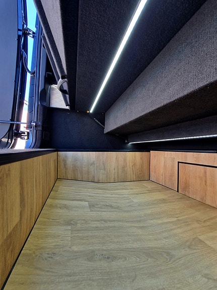 Mercedes-Benz Sprinter 519 XXL Luxury Line | 2026 | 190 HK | 22+1+1 / 19+1+1 | VIP | 360° kamera | Automat | M3 Klar for levering kr 1649000+mva 23 of 25