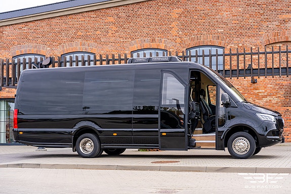 Mercedes-Benz Sprinter 519 XXL Luxury Line | 2026 | 190 HK | 22+1+1 / 19+1+1 | VIP | 360° kamera | Automat | M3 Klar for levering kr 1649000+mva 4 of 25