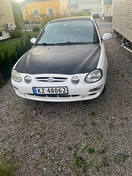 Kia Shuma
