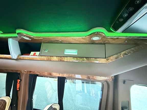 Mercedes-Benz Mercedes-Benz Sprinter VIP V6 190 HK | 2019 | Eksklusivt interiør | Automat | 22 of 25