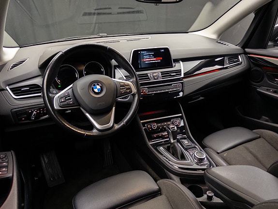 BMW 225xe 30 of 30