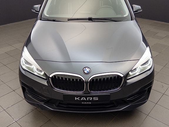 BMW 225xe 15 of 30