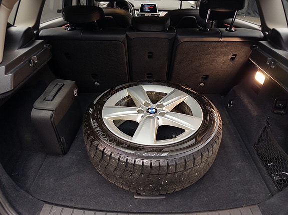 BMW 225xe 24 of 30
