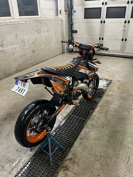 KTM 125 EXC 3 of 22