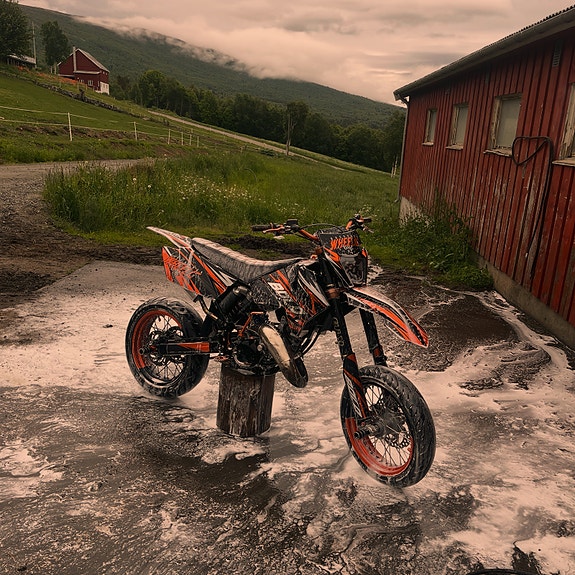 KTM 125 EXC 18 of 22