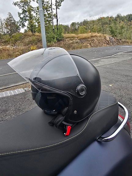 Vespa GTS 300 7 of 13
