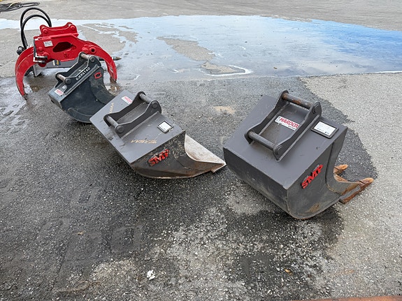 Bobcat E27 med mye utstyr 8 of 13