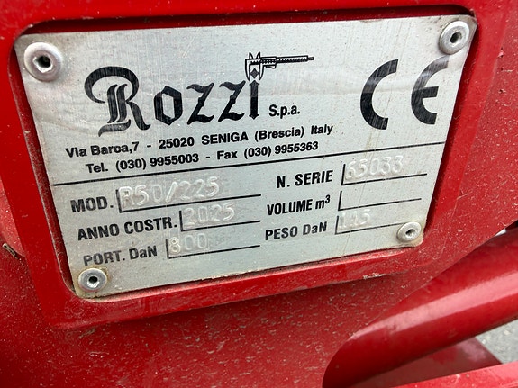 Bobcat E27 med mye utstyr 11 of 13