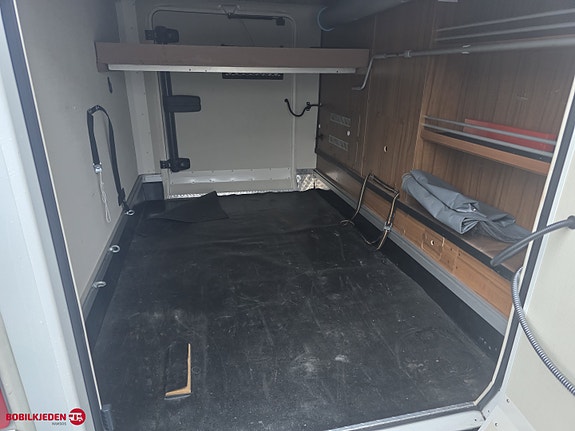 Hymer B 778 PL // Hydrauliske støttelabber // Hengerfeste //Alde //3,0 L 6 of 30