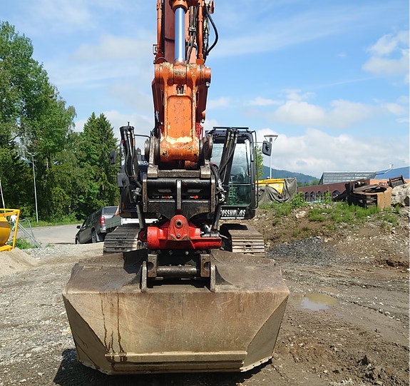 Hitachi Zx225 usrlc-6 8 of 25