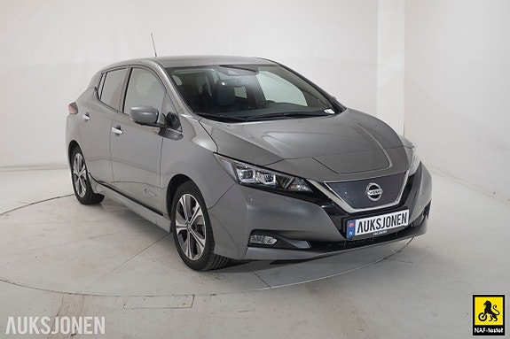 Nissan Leaf 3 of 30