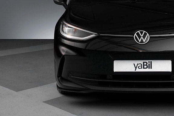 Volkswagen ID.3 4 of 27