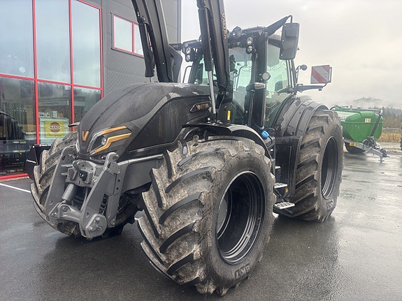 Valtra Q305 3 of 19