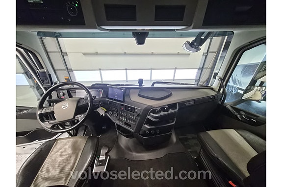 Volvo FH 12 of 24
