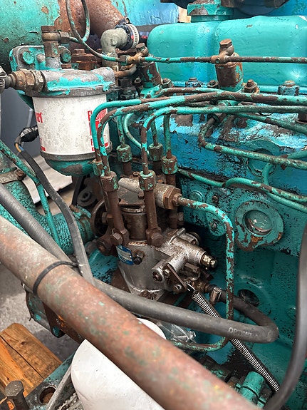 Perkins motor 8 of 11