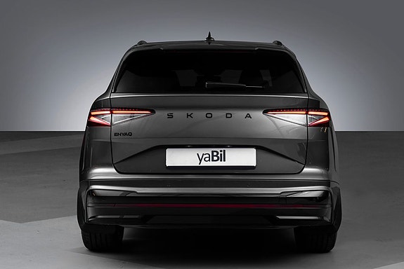 Skoda Enyaq RS 10 of 30