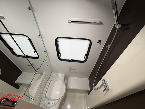 Adria Altea 492 LU 15 of 20