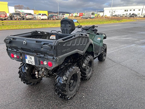 Can-Am 6X6 650 XU+ 3 of 5