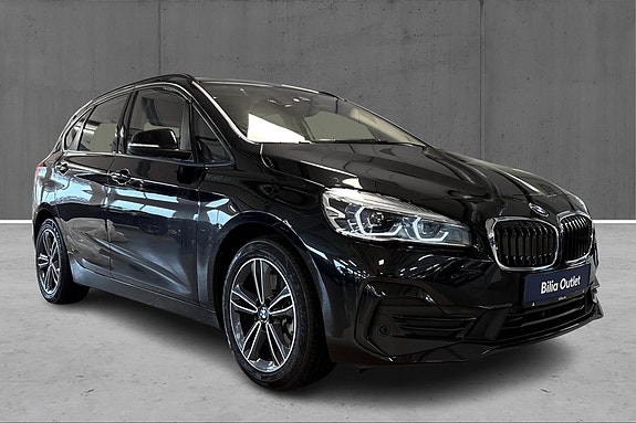 BMW 225xe 3 of 22