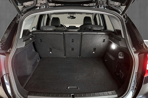 BMW 225xe 15 of 22