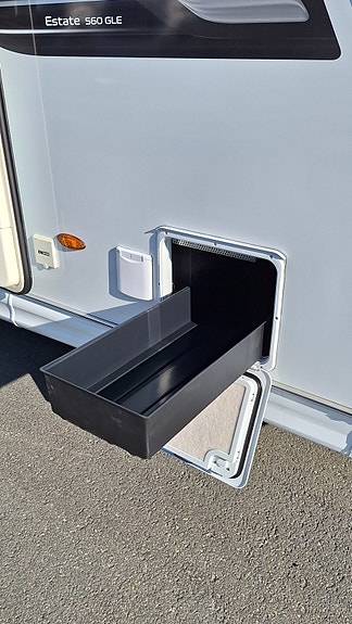 KABE ESTATE 560 GLE - Mover -Alde - Takmontert markise 11 of 30