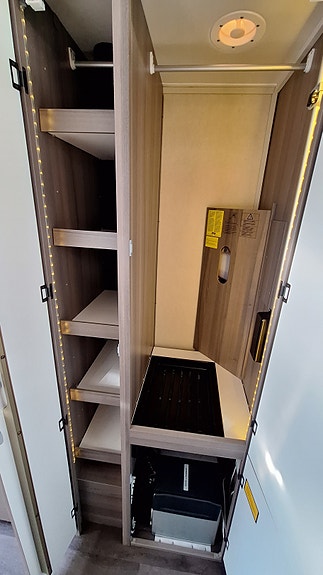 KABE ESTATE 560 GLE - Mover -Alde - Takmontert markise 25 of 30