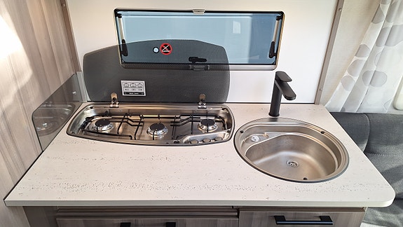 KABE ESTATE 560 GLE - Mover -Alde - Takmontert markise 18 of 30