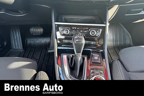 BMW 225xe 20 of 20